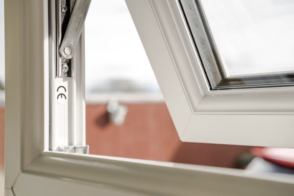 Window Hinge Replacement in Brooklyn